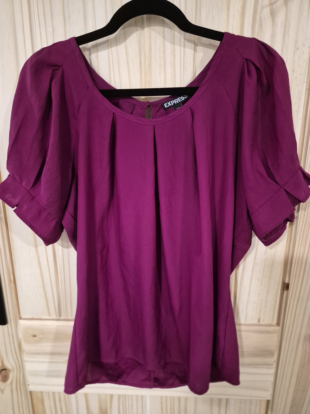 Express Women's Fuchsia Pleated Short Sleeve Blouse
